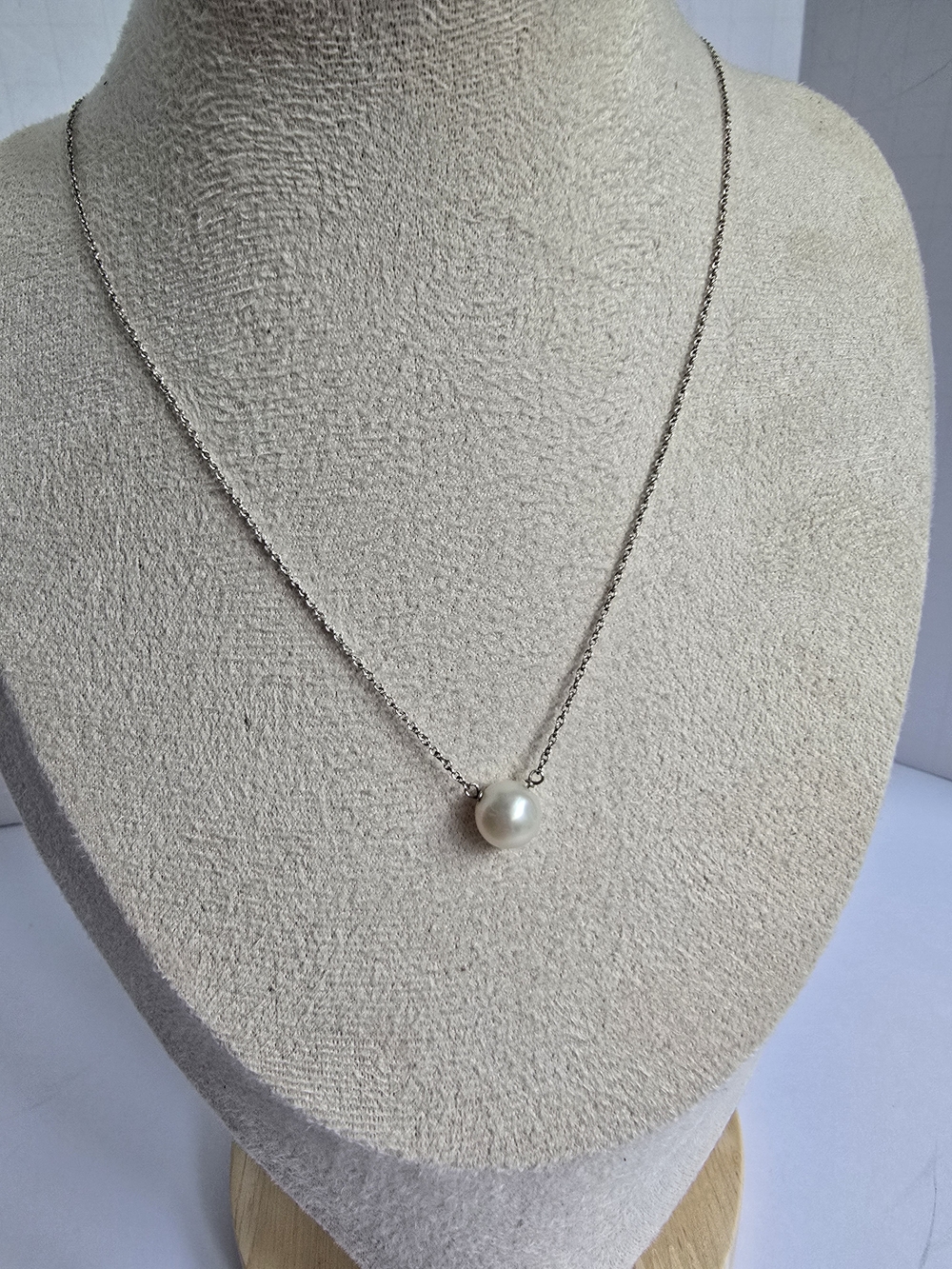 Sterling Silver Faux Pearl Pendant Necklace - White Pearl